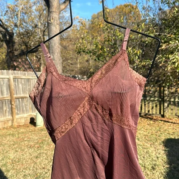 Vintage 1950s Brown Vanity Fair Accordion crystal pleat Slip sz 38 USA made - Picture 1 of 8